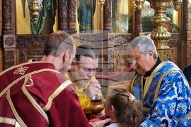 Ямбол - храм "Св. Николай Чудотворец" - неделна литургия