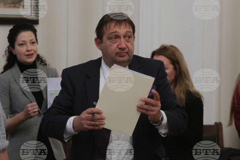 Парламент - Комисия по регионална политика, благоустройство и местно самоуправление