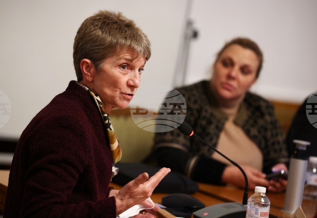 Парламент - Комисия по въпросите на децата, младежта и спорта