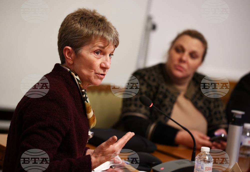 Парламент - Комисия по въпросите на децата, младежта и спорта