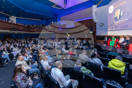 Великобритания - "Кариера и живот в България" - форум