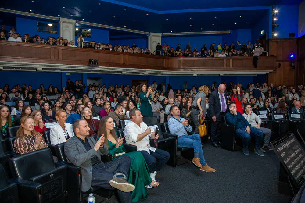 Великобритания - "Кариера и живот в България" - форум