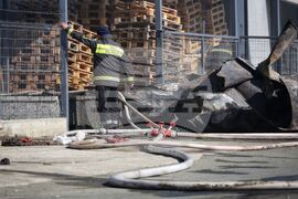 Карнобат - склад - пожар