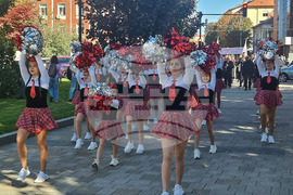 Плевен - Медицински университет - годишнина - шествие