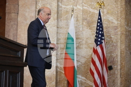 Софийски университет - Бил Нелсън - лекция