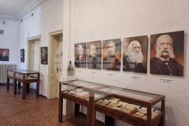 Сливен - изложба - портрети