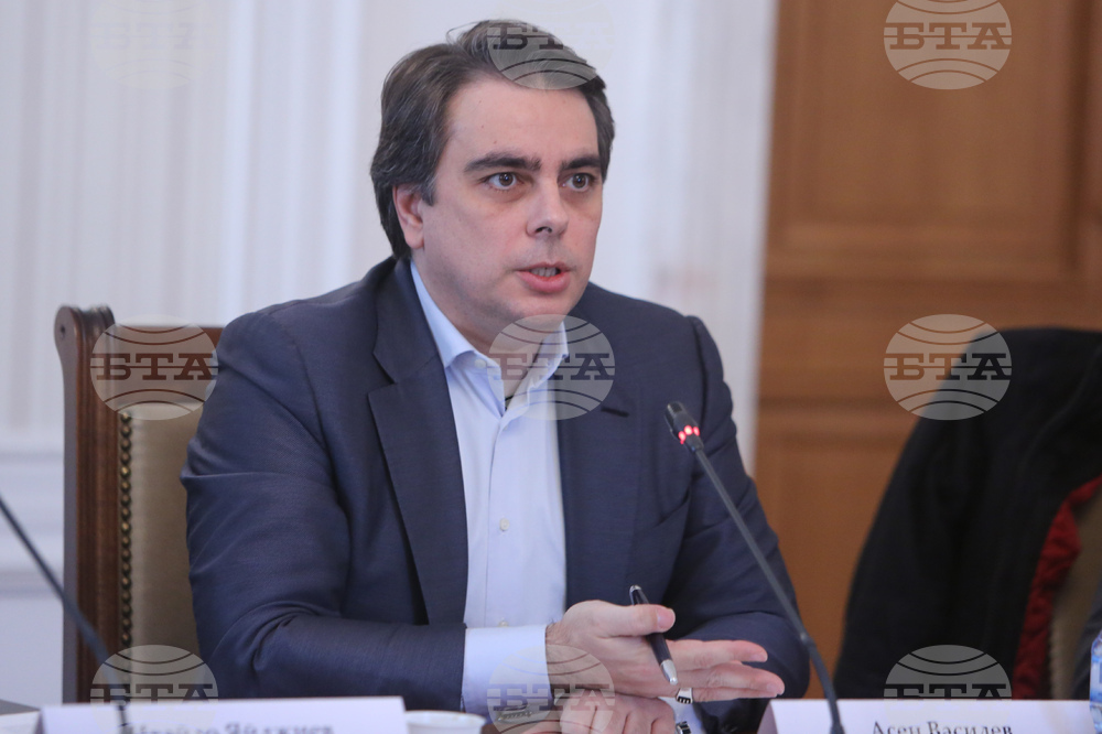 Finance Minister Vassilev: EU Must Work Hard to Overcome Its Energy Dependence on Russia
