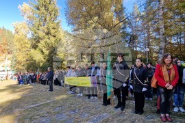 Смолян - паметник - поднасяне на венци и цветя