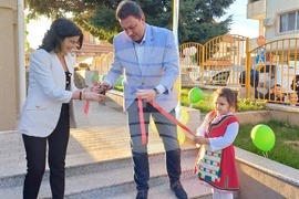 Петрич - детска градина "Звънче" - обновена сграда - откриване