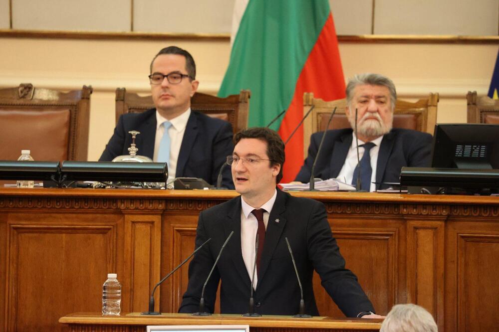 Министър Зарков в НС: Промените в закона за медиацията са в полза на гражданите и ще намалят натовареността на съда