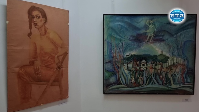 Портрети на фона на пейзажи представя художничката Евгения Крайчева на юбилейна изложба в Монтана