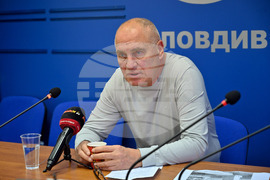 Национален пресклуб на БТА Пловдив - среща с историка доц. Стефан Шивачев