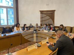  зам.-министърът на околната среда и водите Ренета Колева вчера по време на дискусия на тема „Околна среда, климат и деца“ 