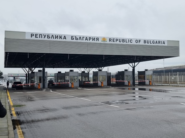 Интензивен е трафикът на граничен пункт "Капитан Андреево" на изход за товарни автомобили