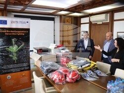 Снимка: Община Банско - Сдружение на Югозападните общини предостави противопожарно оборудване, екипировка, предпазни средства и защитно облекло на доброволното формирование към община Банско