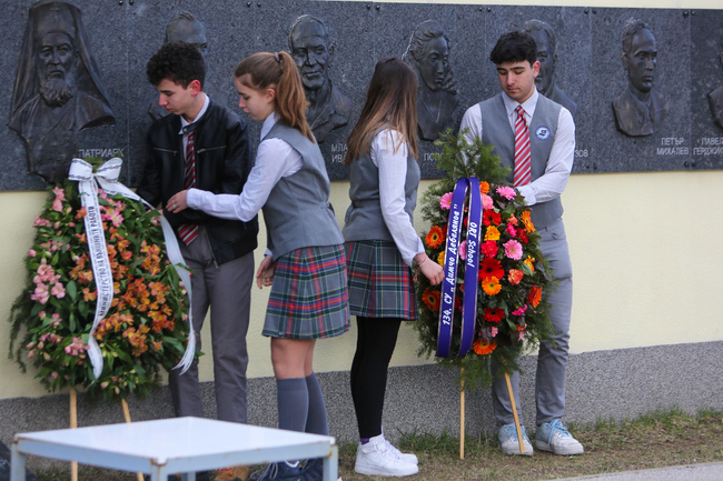 Церемония в памет на жертвите на Холокоста и 82 г. от спасяването на българските евреи ще се проведе в столичното 134.СУ „Димчо Дебелянов“