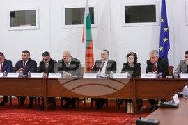 Парламент - Комисия по вътрешна сигурност и обществен ред