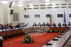 Парламент - Комисия по вътрешна сигурност и обществен ред