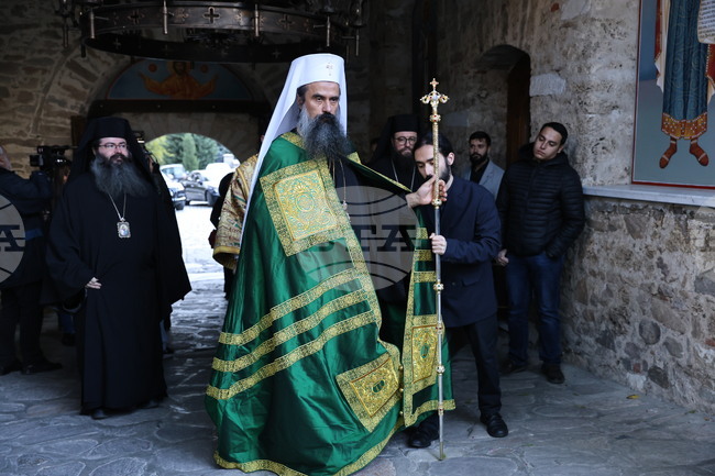 Бачковски манастир - патриаршеска света литургия
