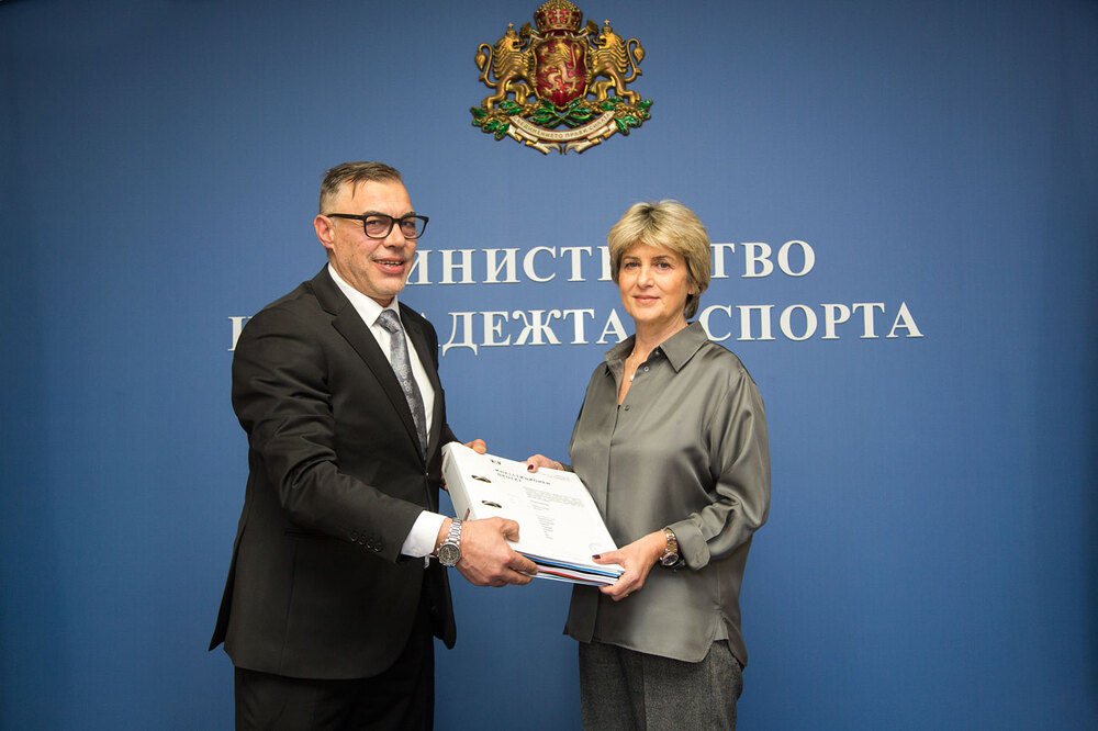 Община Дряново с проект за осветление на стадиона в града