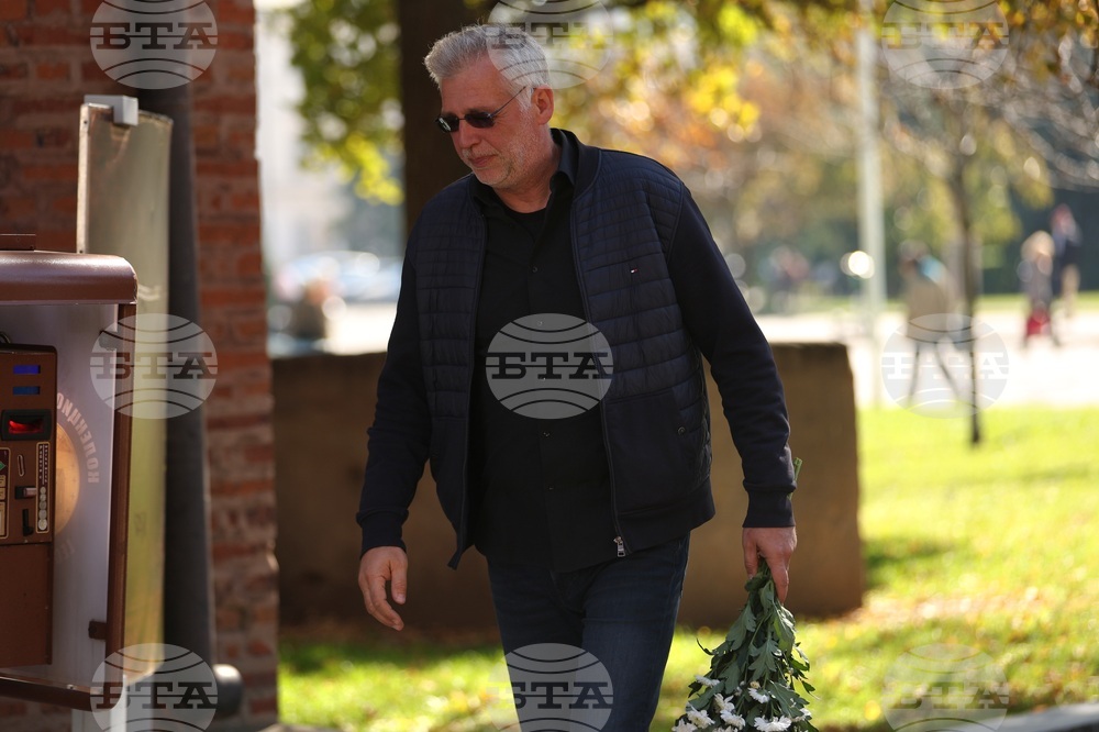 Николай Волев - поклонение