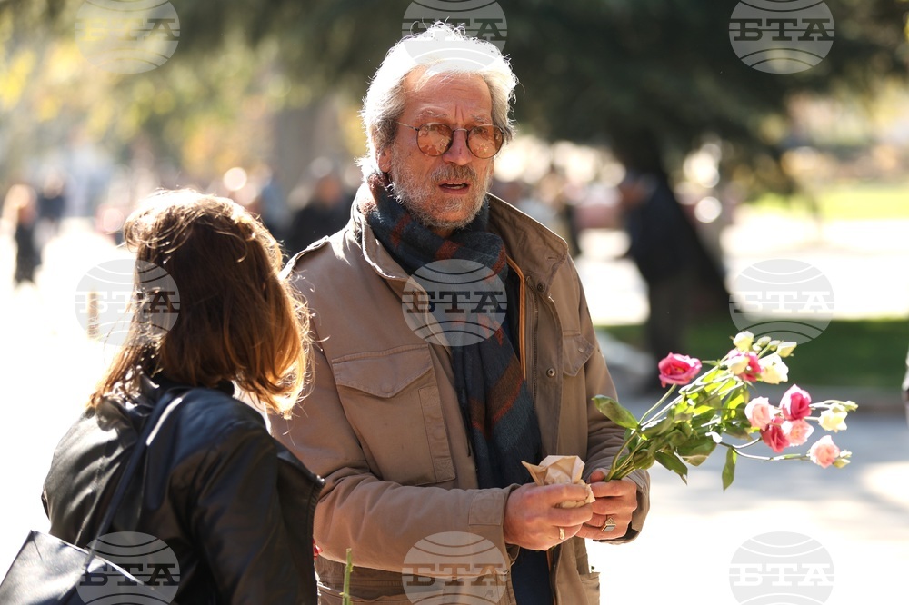 Николай Волев - поклонение