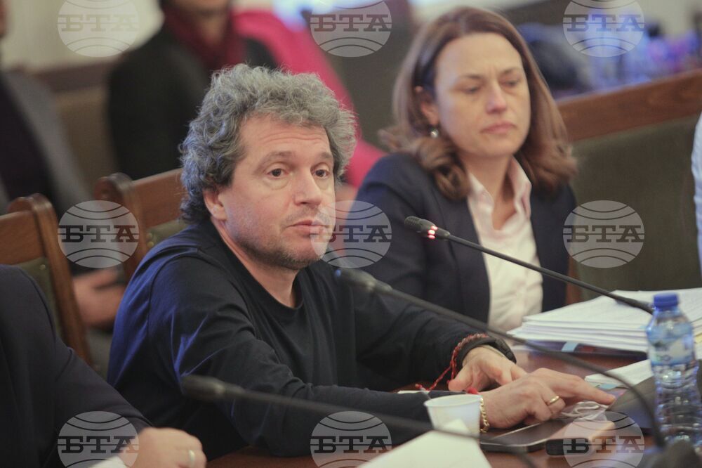 НС - Комисия по културата и медиите