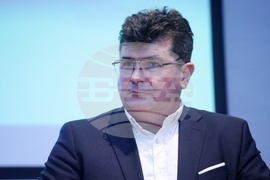 Хотел Хаят Риджънси София - докладът "Драги"- експертна дискусия