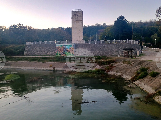 Литературен конкурс за есе, посветено на Христо Ботев, организира Община Козлодуй