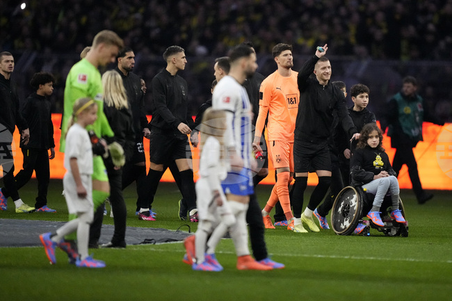 УЕФА и националните асоциации с общи усилия за подобряване на достъпността до мачовете за хора с трудна подвижност