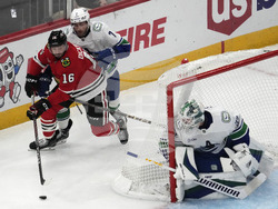 Canucks Blackhawks Hockey