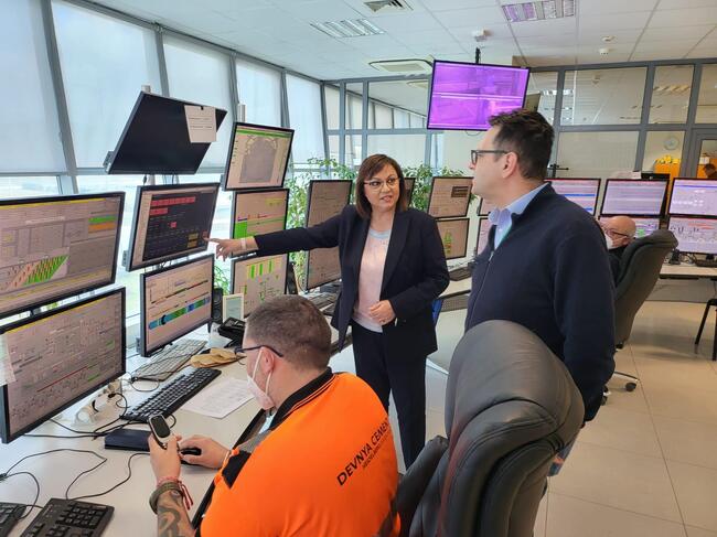 Министър Нинова: Започваме работа по  изграждането на индустриална зона Варна