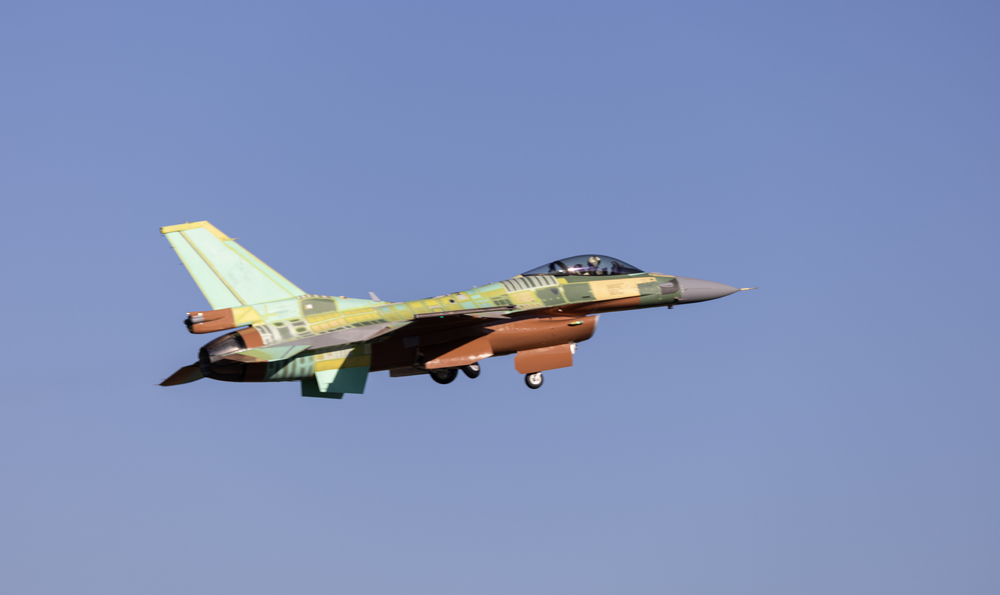 Увеличение на заплатите на военнослужещите и нова техника очакват Въоръжените сили през 2025 г.