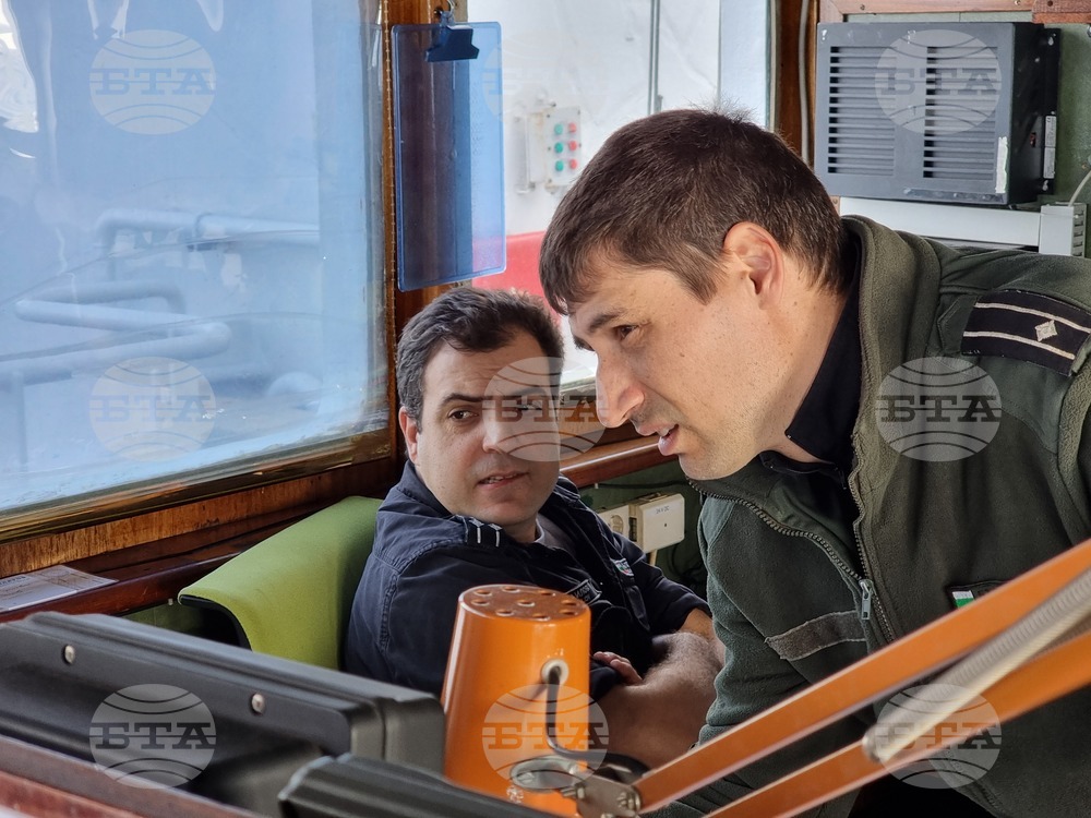 Ден 18 - сутрин - НИК 421 навлезе в акваторията на Канарските острови