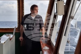 Ден 18 - сутрин - НИК 421 навлезе в акваторията на Канарските острови