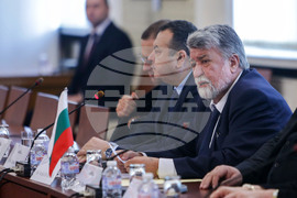 Парламент - Вежди Рашидов - Джелалеттин Гювенч - среща