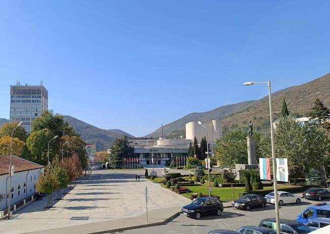 Община Сливен: Площад "Хаджи Димитър" се затваря за автомобили до 26 октомври 