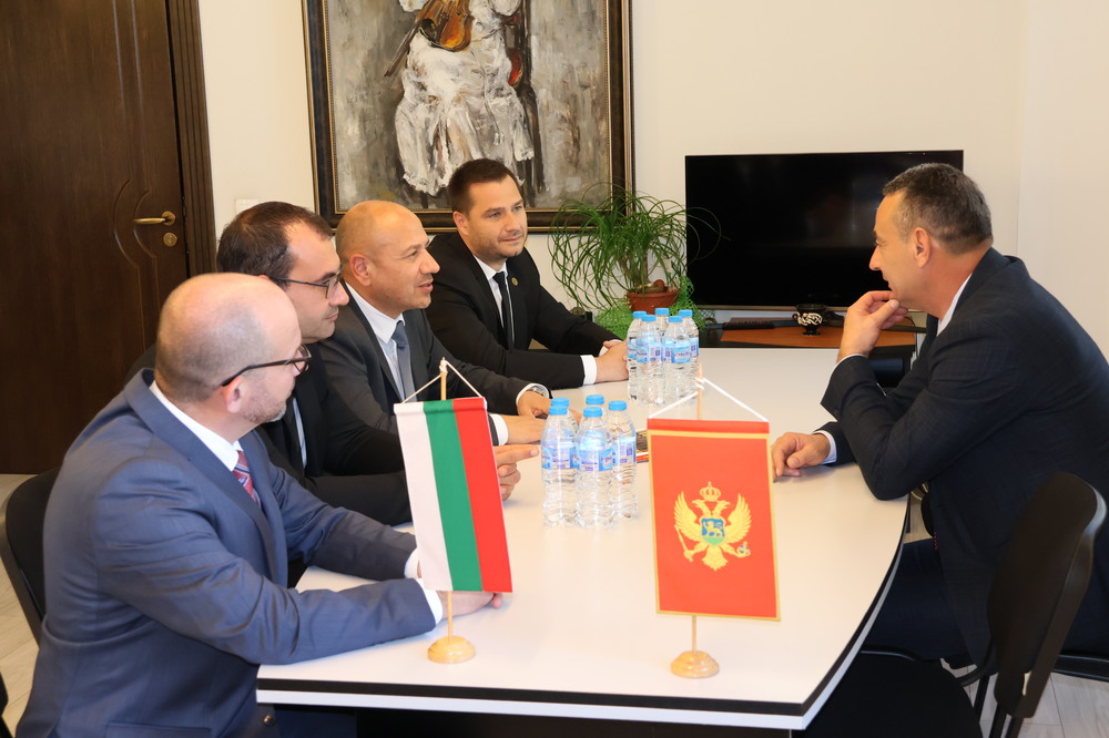 Община Ловеч: Петков се срещна с кмета на побратимения черногорски град Колашин