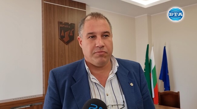 До края на годината се очаква по-голямата част от улиците и тротоарите в кв. “Бистрец“ във Враца да са ремонтирани