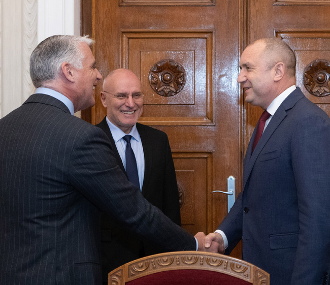  Президентът Румен Радев: Стабилността на банковата система е ключов фактор за справяне с днешните кризи