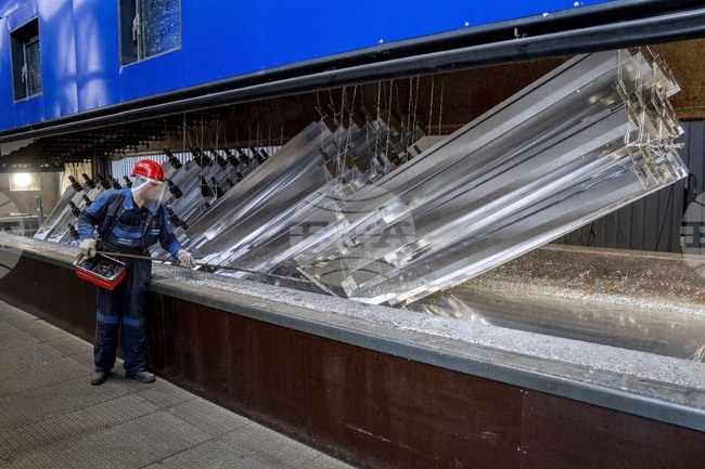 Забавяне на съкращенията в Германия отчита „Ифо“, но несигурността остава висока