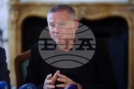 Френско посолство - Георги Господинов - пресконференция