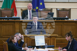 Парламент - заседание - Николай Дренчев