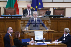 Парламент - заседание - Костадин Костадинов