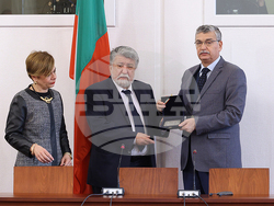 Снимка: Народно събрание - турската парламентарна делегация в пленарната зала на Народното събрание