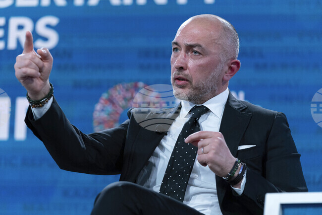 Украйна работи с МВФ по нова програма за кредитиране, съобщи управителят на централната банка на страната Андрий Пишний