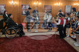 Парламент - деца - празник Василица - тържество