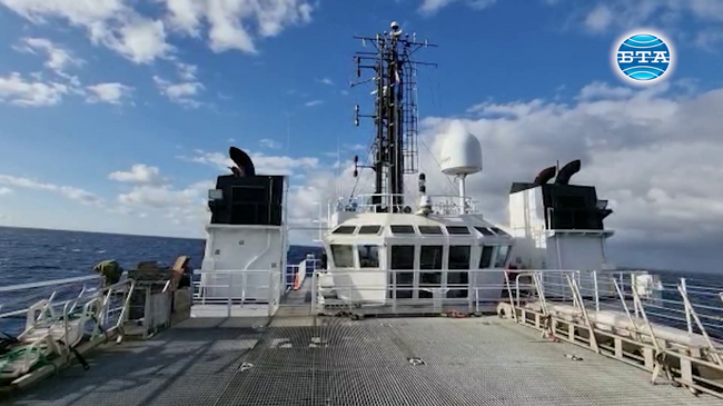 Day 18: Into Canaries' Territorial Waters