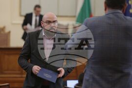 Парламент - парламентарен контрол - Гален Монев