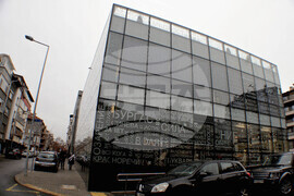 Бургас - библиотека - изложба - калиграфски интерпретации